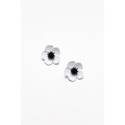 Fay White Flower Stud Earring