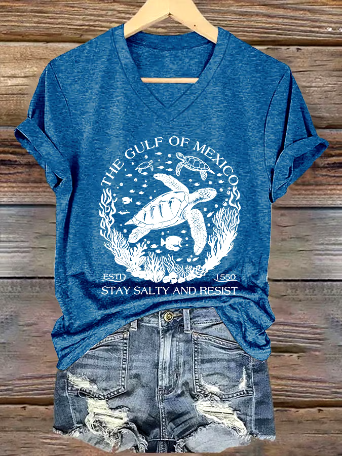 🌊Buy 3 get 12% off丨Women's The Gulf Of Mexico Printed V Neck T-shirt 🌊Buy 3 get 12% off丨Women's The Gulf Of Mexico Printed V Neck T-shirt