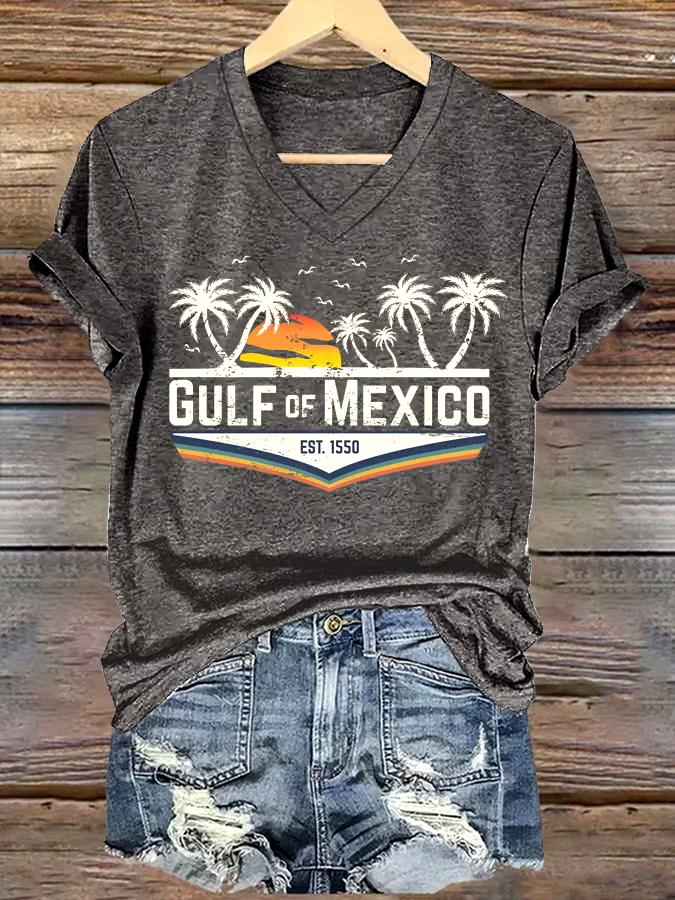 🌊Buy 3 get 12% off丨Women's Gulf Of Mexico Printed V Neck T-Shirt 🌊Buy 3 get 12% off丨Women's Gulf Of Mexico Printed V Neck T-Shirt