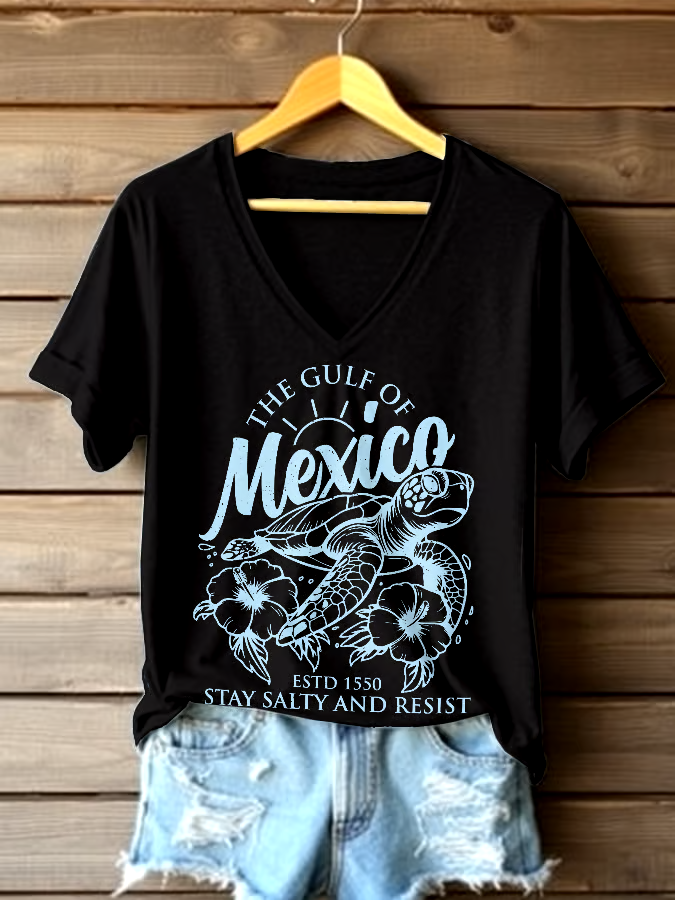 🌊Buy 3 get 12% off丨Women's Gulf Of Mexico Printed V Neck T-shirt 🌊Buy 3 get 12% off丨Women's Gulf Of Mexico Printed V Neck T-shirt