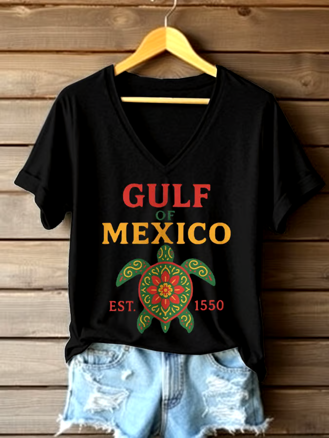🌊Buy 3 get 12% off丨Women's Sea Turtle The Gulf Of Mexico Printed V Neck T-shirt 🌊Buy 3 get 12% off丨Women's Sea Turtle The Gulf Of Mexico Printed V Neck T-shirt