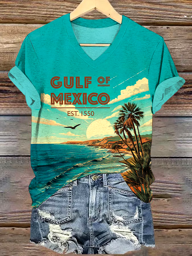 🌊Buy 3 get 12% off丨Women's Gulf Of Mexico Print V Neck T-Shirt