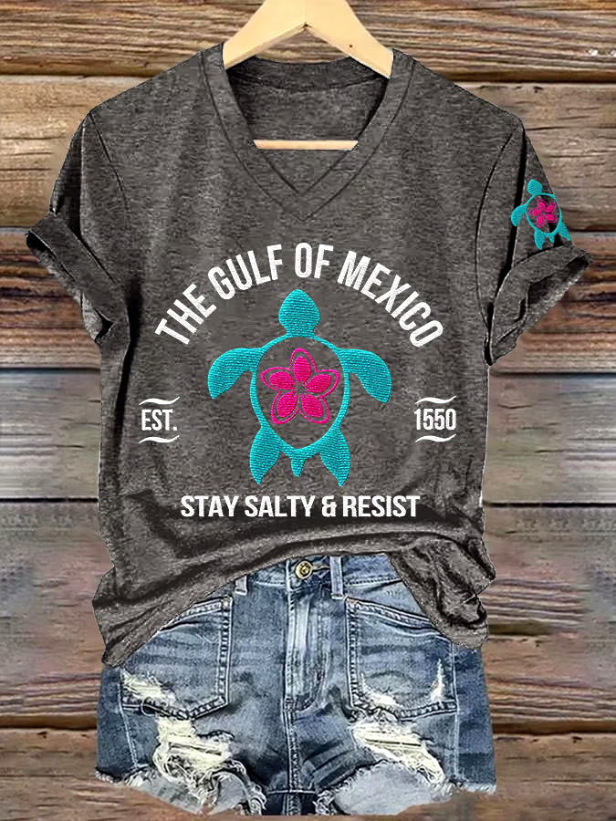 🌊Buy 3 get 12% off丨Women's Gulf Of Mexico Printed V Neck T-shirt 🌊Buy 3 get 12% off丨Women's Gulf Of Mexico Printed V Neck T-shirt