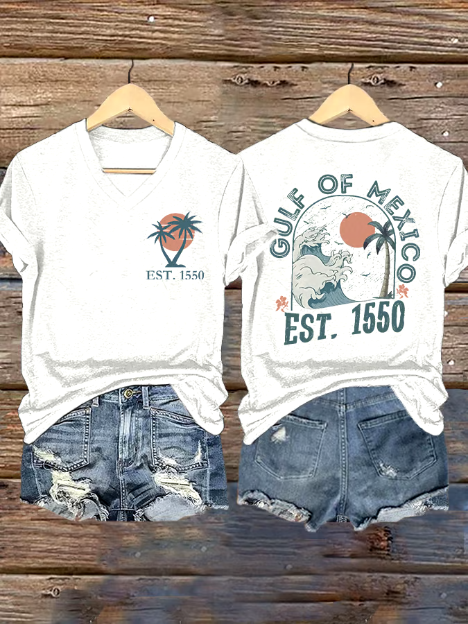 🌊Buy 3 get 12% off丨Women's Gulf Of Mexico Printed V Neck T-shirt 🌊Buy 3 get 12% off丨Women's Gulf Of Mexico Printed V Neck T-shirt