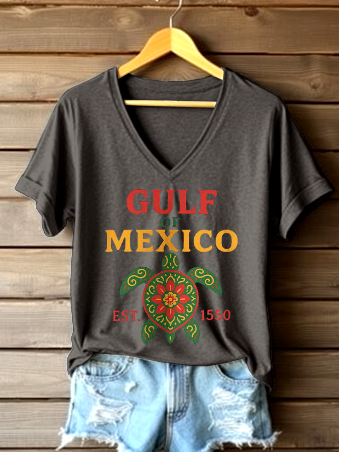 🌊Buy 3 get 12% off丨Women's Sea Turtle The Gulf Of Mexico Printed V Neck T-shirt 🌊Buy 3 get 12% off丨Women's Sea Turtle The Gulf Of Mexico Printed V Neck T-shirt